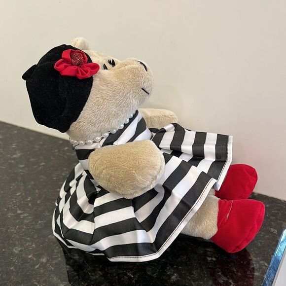 Starbucks Bearista Bear Alice & Olivia by Stacey Bendet Black White Dress Pearls - Picture 8 of 10